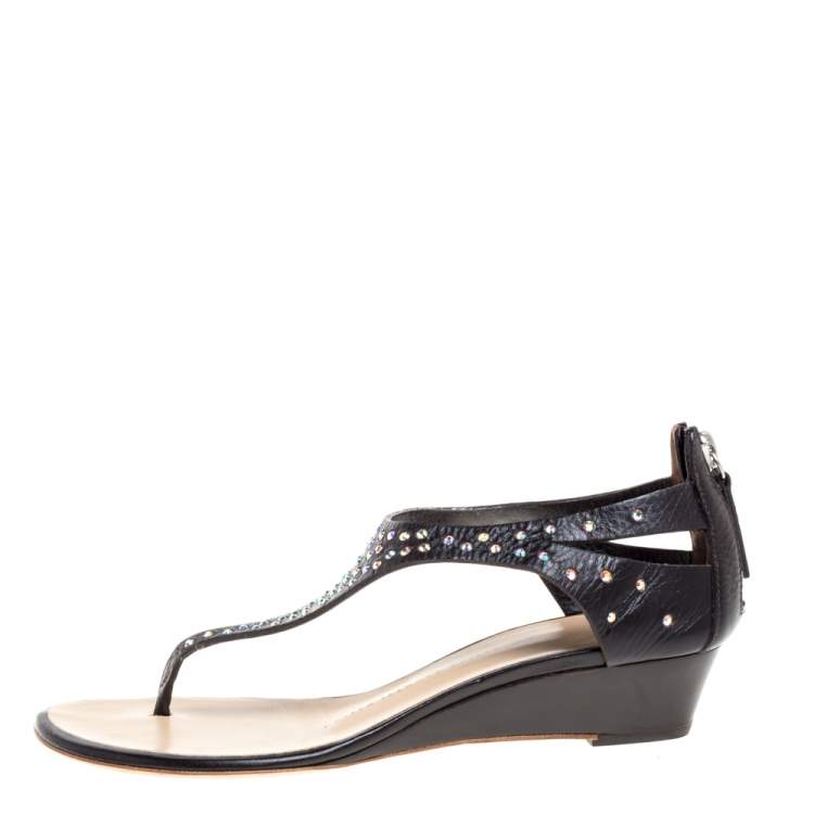 Pre Owned Giuseppe Zanotti Black Leather Crystal Studded Thong Sandals Size 37