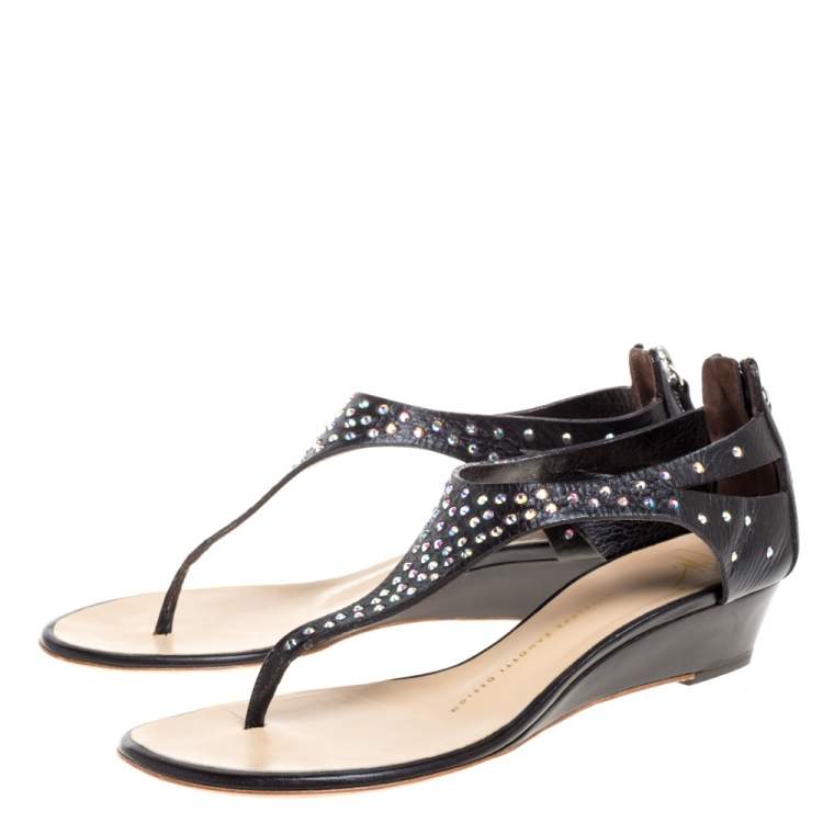 Pre Owned Giuseppe Zanotti Black Leather Crystal Studded Thong Sandals Size 37