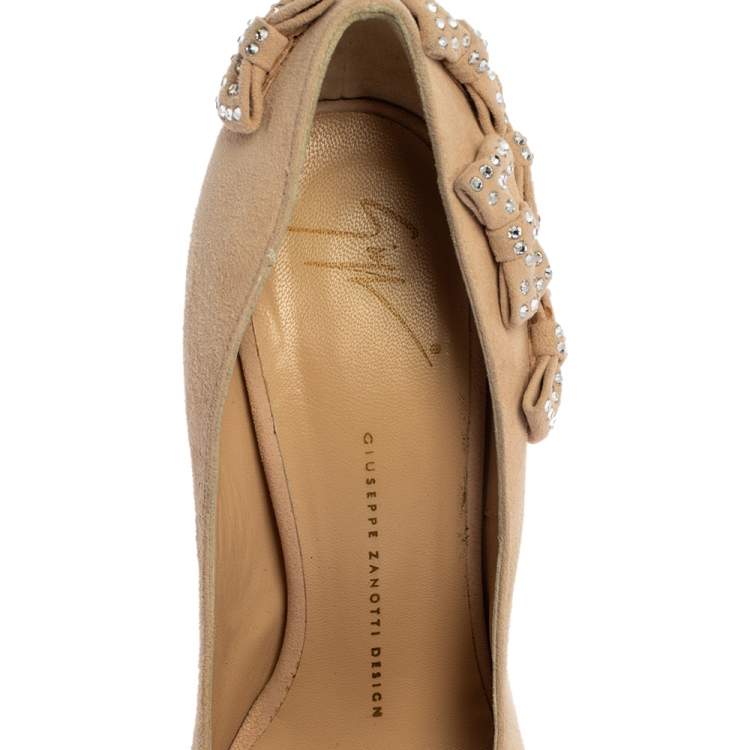Pre Owned Giuseppe Zanotti Beige Suede Crystal Embellished Bow Pumps Size 39