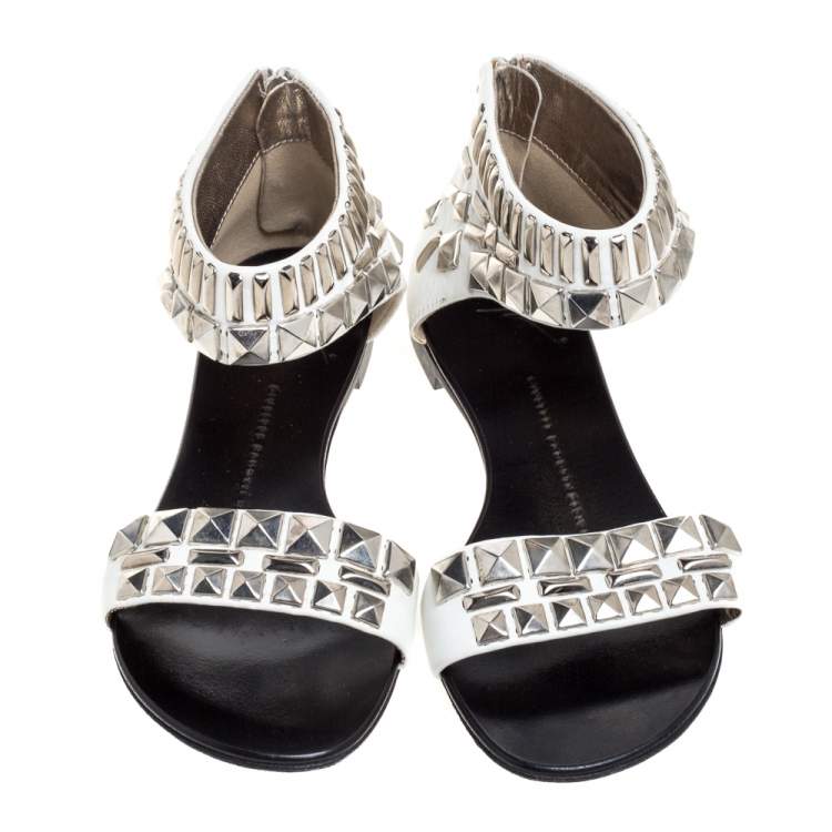 Pre Owned Giuseppe Zanotti White Leather Studded Ankle Cuff Zipper Flats Size 36