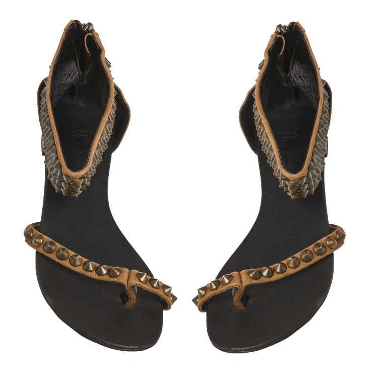 Pre Owned Giuseppe Zanotti Brown Suede Leather Studded Toe Ring Sandals Size 38.5 