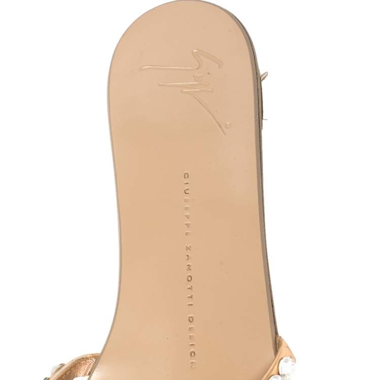 Pre Owned Giuseppe Zanotti Beige Leather Embellished Toe Ring Flat Sandals Size 41