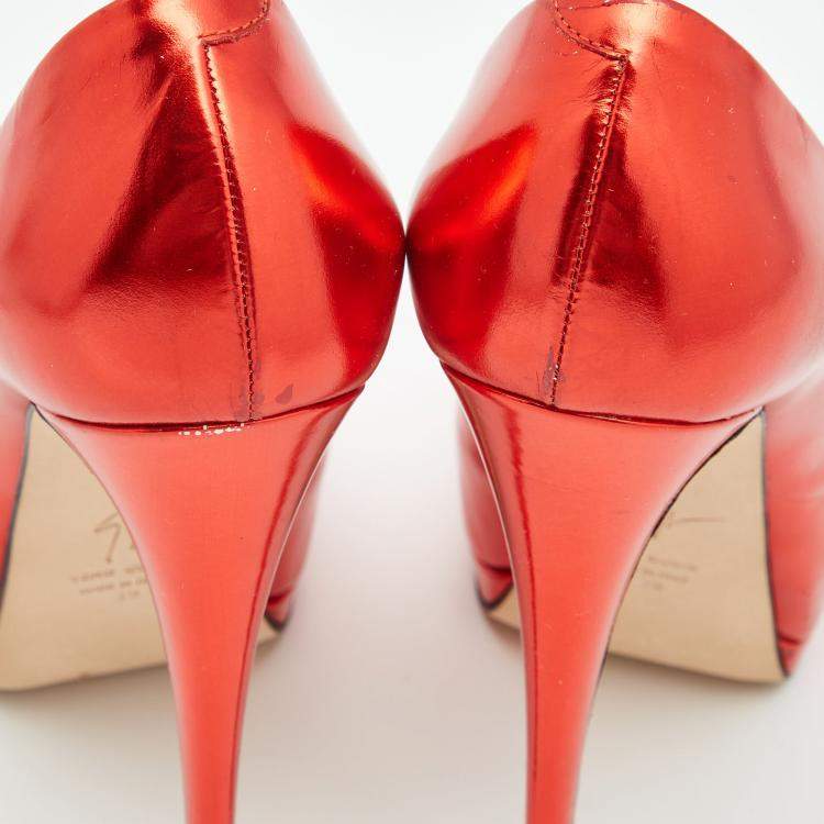 Pre Owned  Giuseppe Zanotti Red Mirror Leather Sharon Peep Toe Platform Pumps Size 39