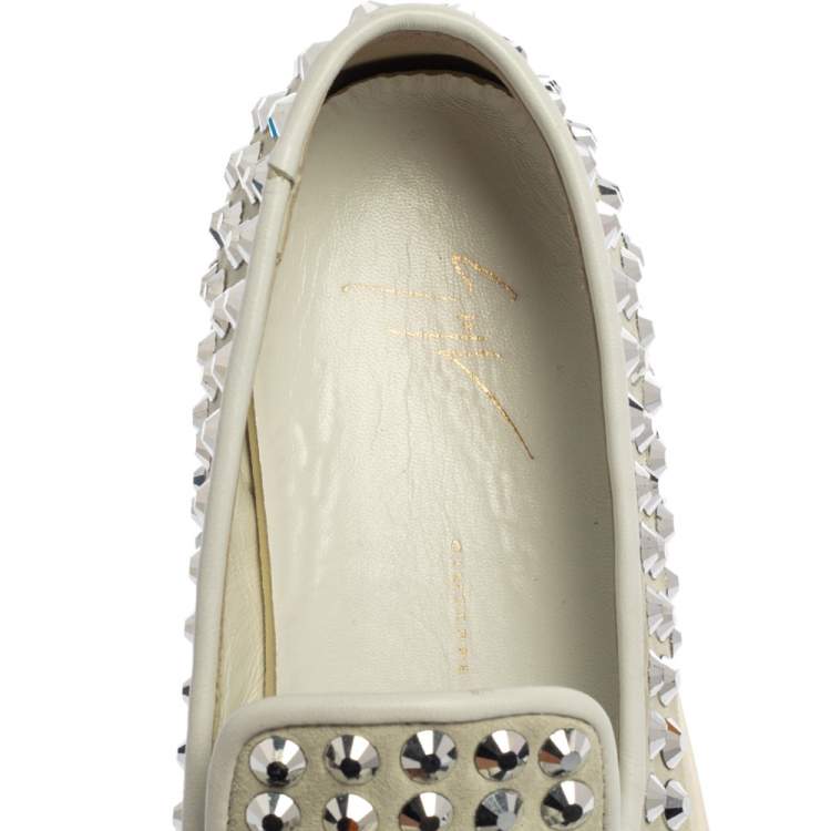 مملوكة مسبقًا Giuseppe Zanotti Light Grey Suede Crystal Studded Tassel Sneakers Size 37