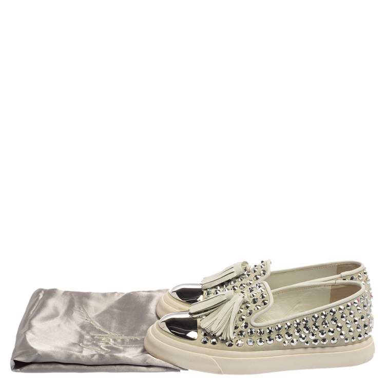 مملوكة مسبقًا Giuseppe Zanotti Light Grey Suede Crystal Studded Tassel Sneakers Size 37