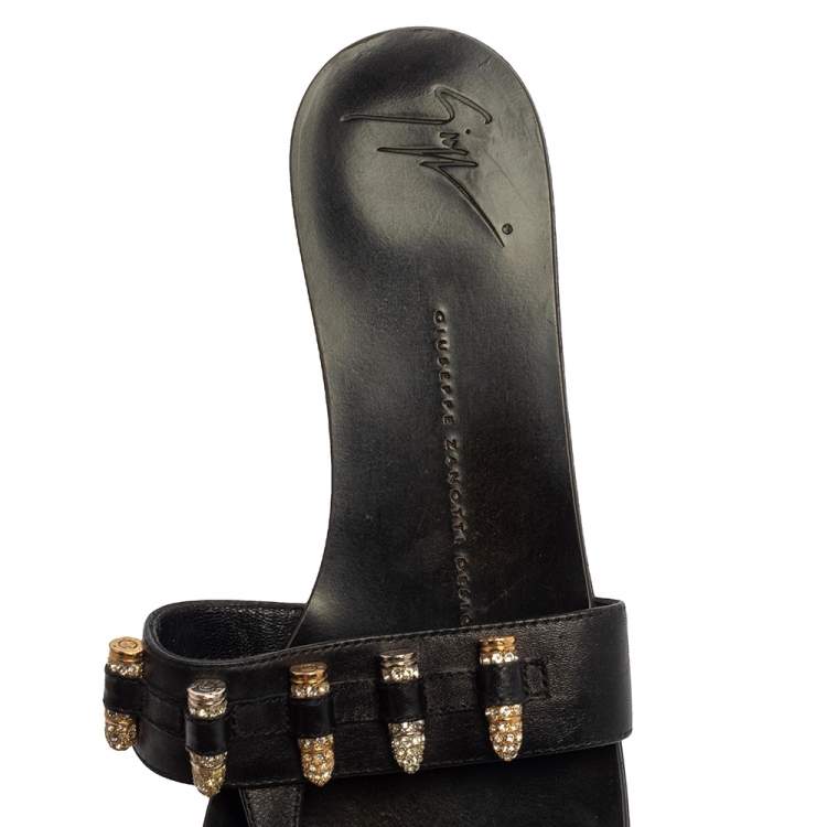 Pre Owned Giuseppe Zanotti Black Leather Studded Thong Sandals Size 37