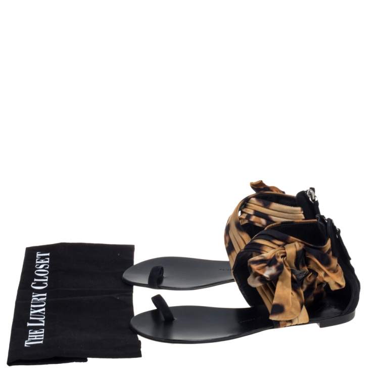 Pre Owned Giuseppe Zanotti Brown/Black Satin Sandals Size 39