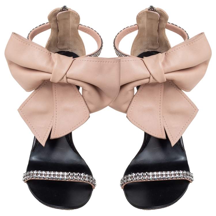 Pre Owned Giuseppe Zanotti Beige Leather Crystal Embellished Bow Detail Sandals Size 37.5