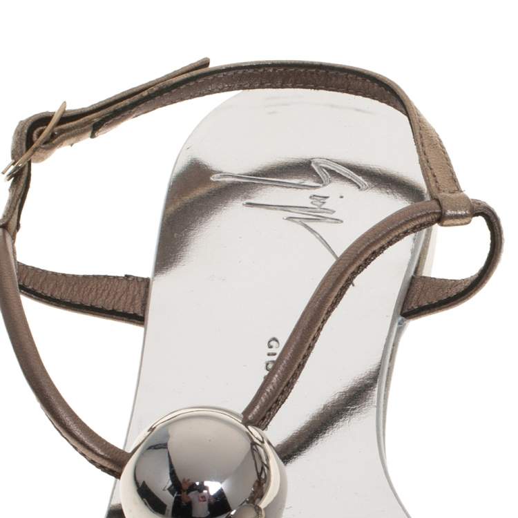 Pre Owned Giuseppe Zanotti Grey Leather Embellished Flat Ankle Strap Sandals Size 36