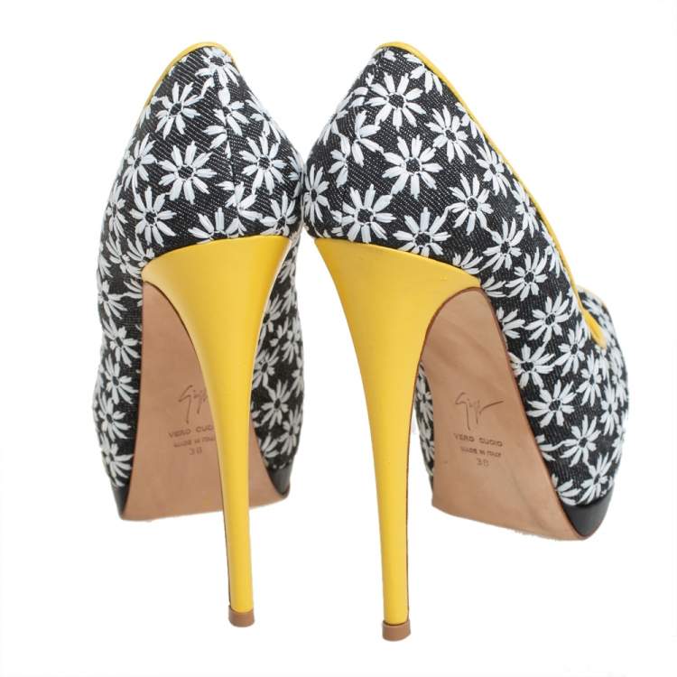 Pre Owned Giuseppe Zanotti Floral Print Fabric And Leather Platform Pumps Size 38