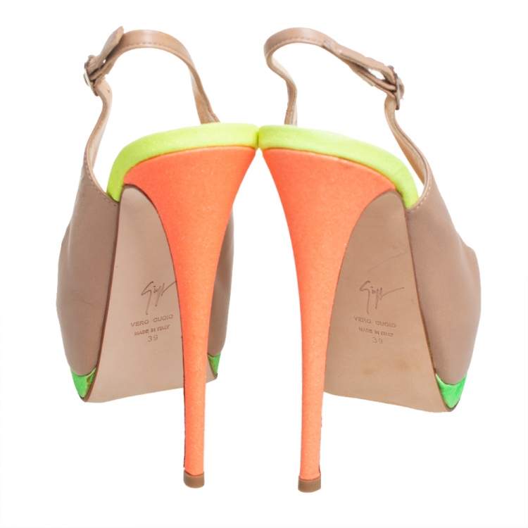 Pre Owned Giuseppe Zanotti Beige Leather Peep Toe Sandals Size 39