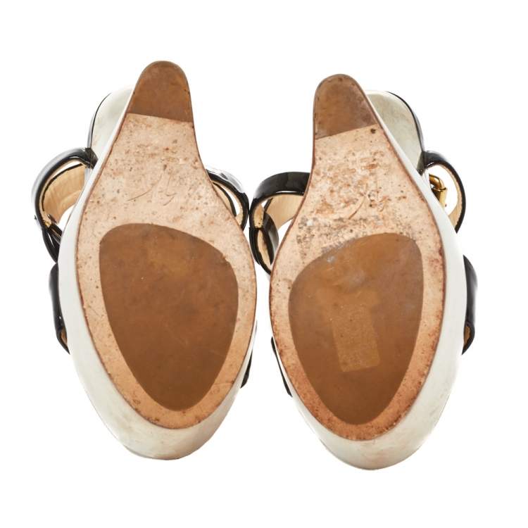 Pre Owned Giuseppe Zanotti Black Patent Leather T Strap Platform Heel Less Wedge Sandals Size 39