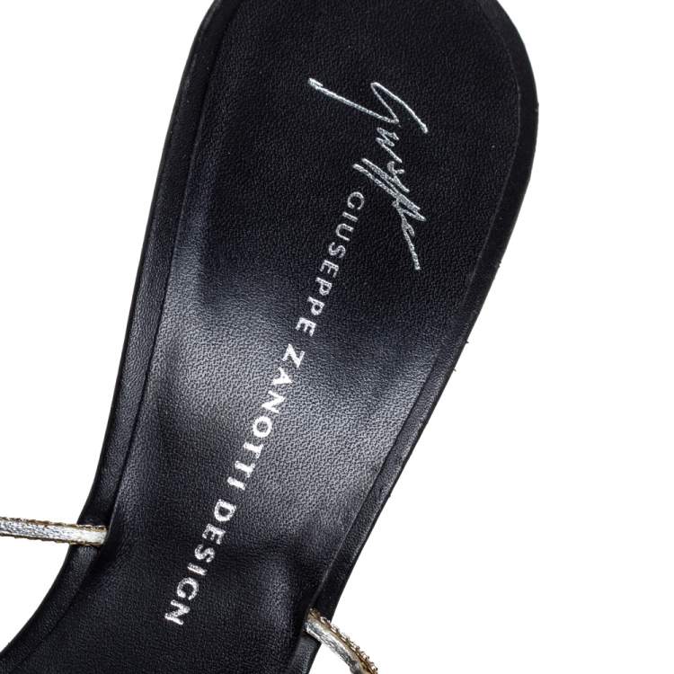 Pre Owned Giuseppe Zanotti Black Leather Crystal Embellished T Strap Sandals Size 38.5