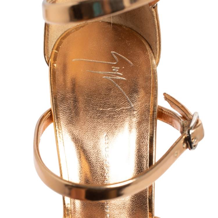 Pre Owned Giuseppe Zanotti Peach Patent Leather Alien Siutta Sandals Size 39.5 