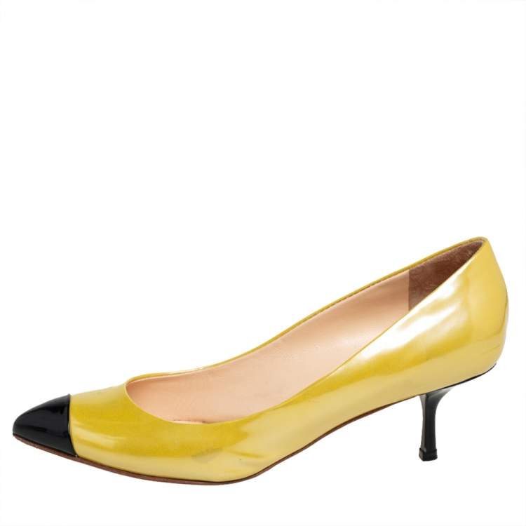 Pre Owned Giuseppe Zanotti Yellow/Black Patent Leather Cap Toe Pumps Size 38