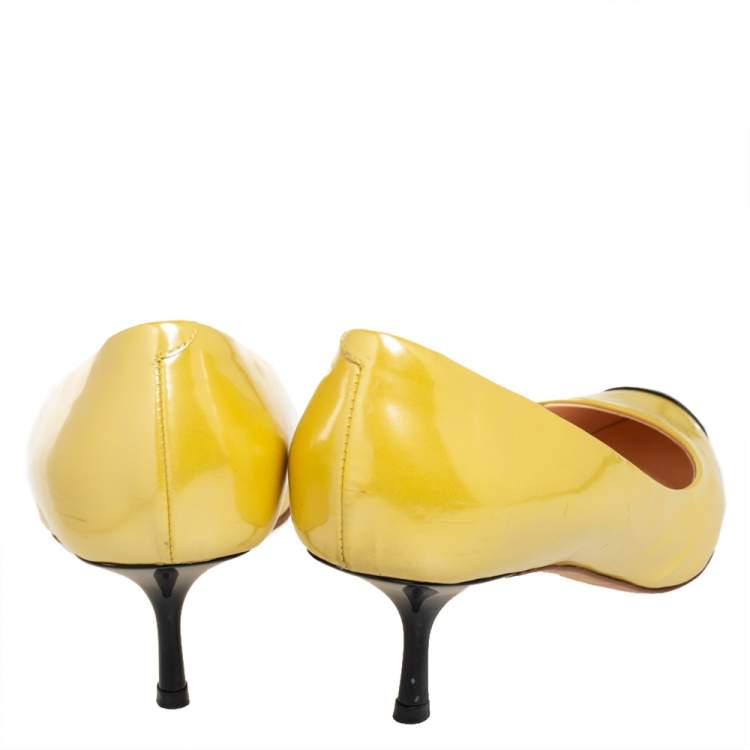 Pre Owned Giuseppe Zanotti Yellow/Black Patent Leather Cap Toe Pumps Size 38