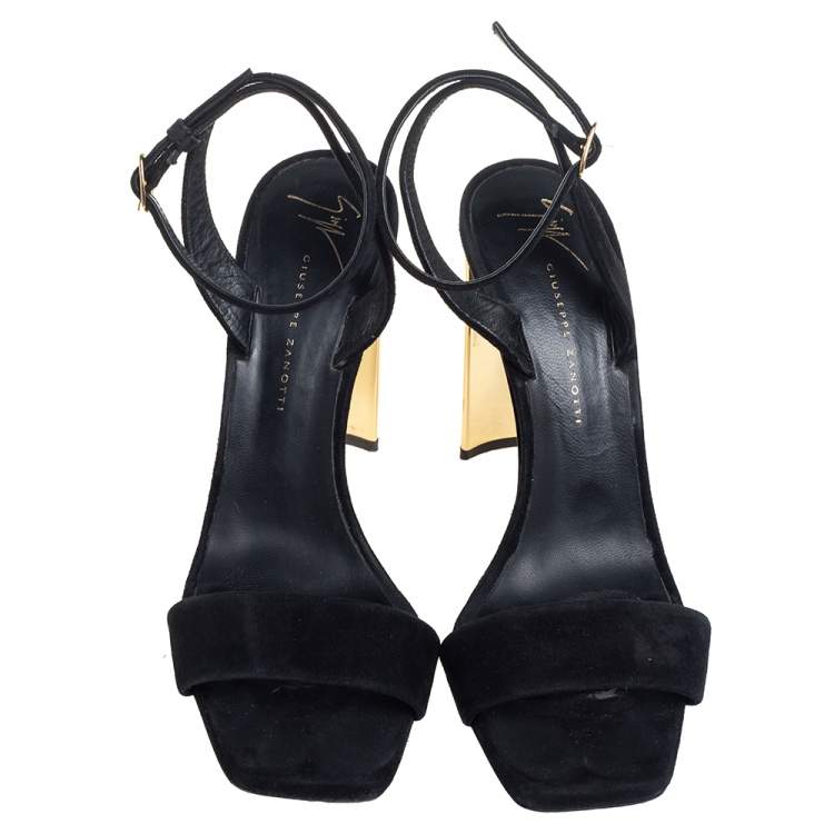 مملوكة مسبقًا Giuseppe Zanotti Black Suede Open Toe Sandals Size 37.5