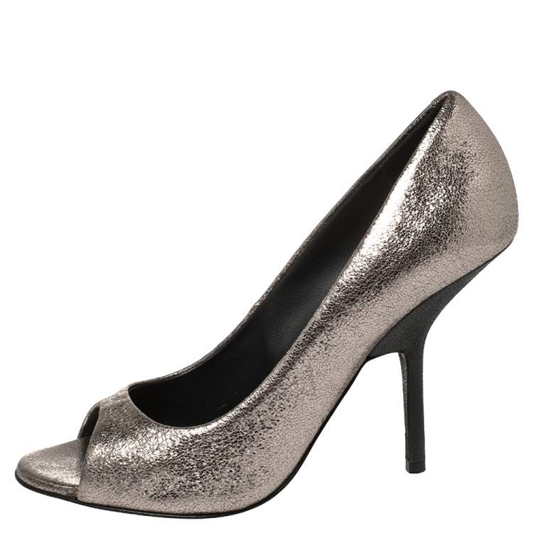 Pre Owned Giuseppe Zanotti Silver Crackle Leather Peep Toe Pumps Size 40