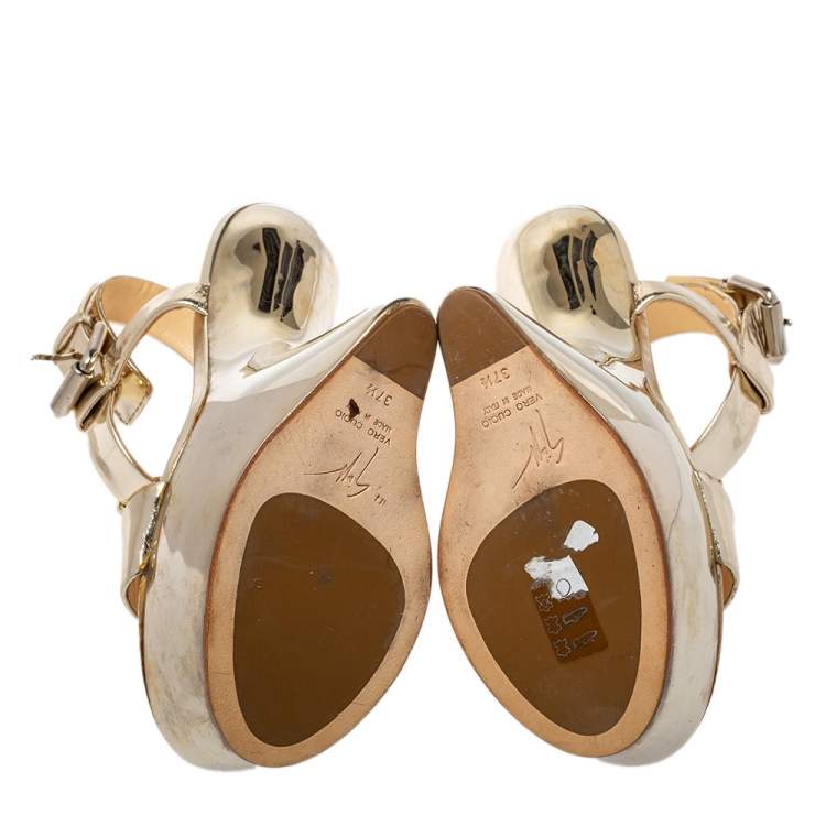 Pre Owned Giuseppe Zanotti Gold Patent Leather T-Strap Platform Sandals Size 37.5