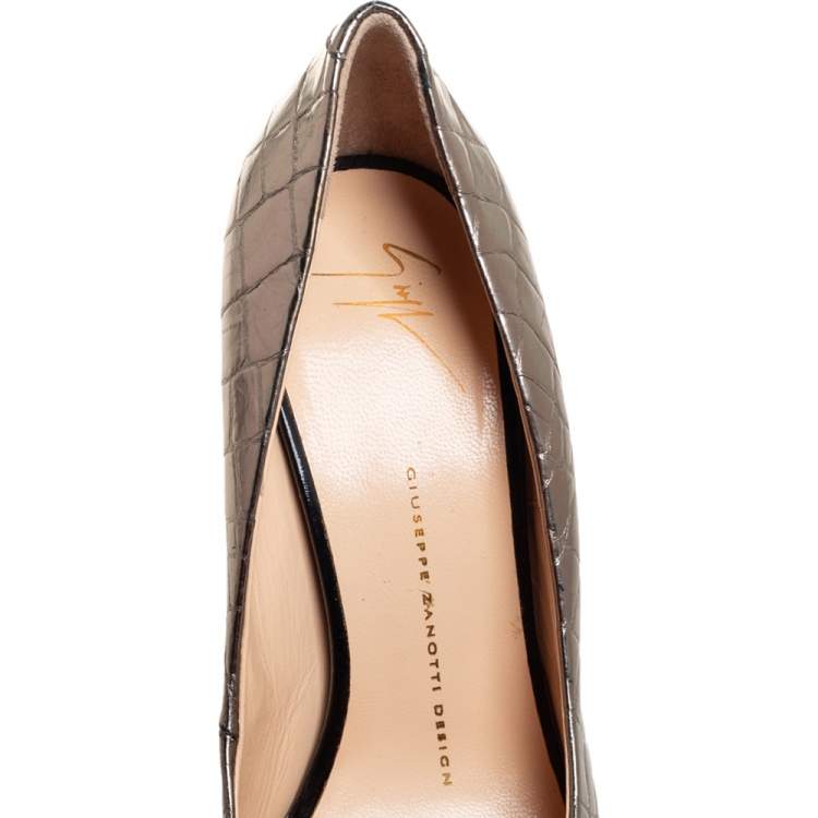 Pre Owned Giuseppe Zanotti Metallic Bronze Croc Embossed Leather Peep Toe Platform Pumps Size 39