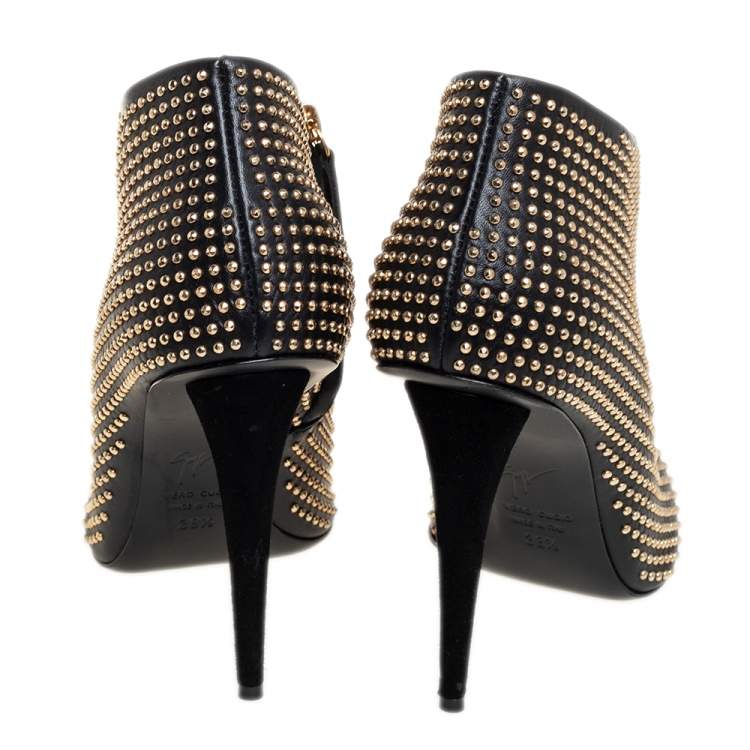 Pre Owned Giuseppe Zanotti Black/Gold Studded Leather Ankle Length Booties Size 38.5