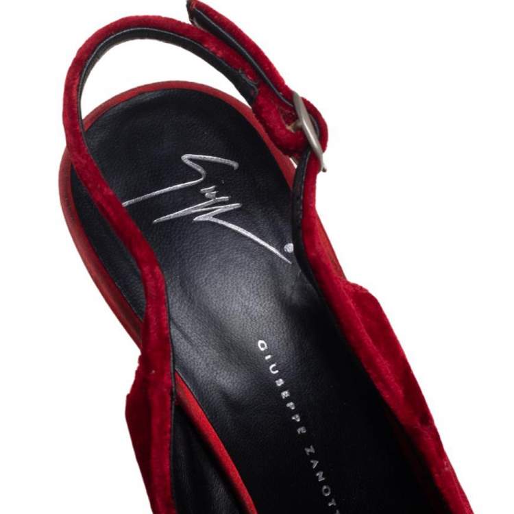 Pre Owned Giuseppe Zanotti Red Velvet  Peep Toe Slingback Platform Sandals Size 38.5