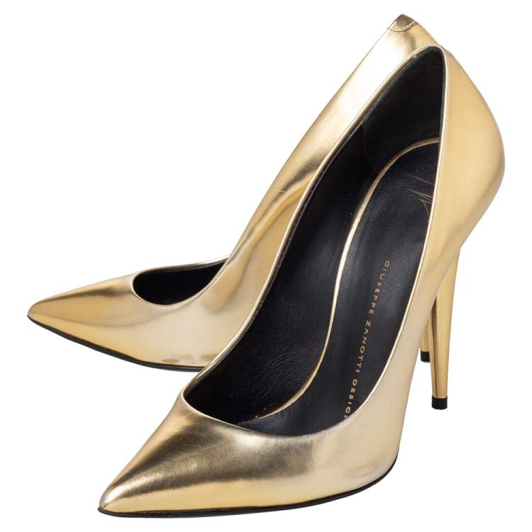 Pre Owned Giuseppe Zanotti Gold Leather Pointed Toe Pumps Size 38