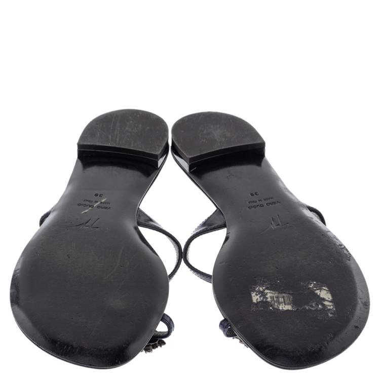 Pre Owned Giuseppe Zanotti Black Leather Crystal Embellished Toe Ring Flats Size 38