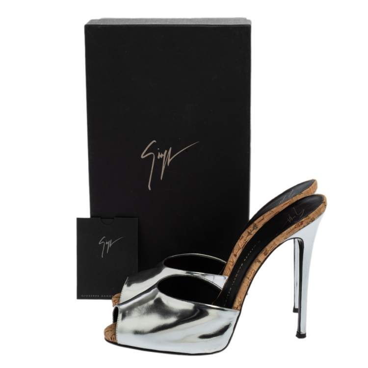 Pre Owned Giuseppe Zanotti Silver Leather Peep Toe Slide Sandals Size 40