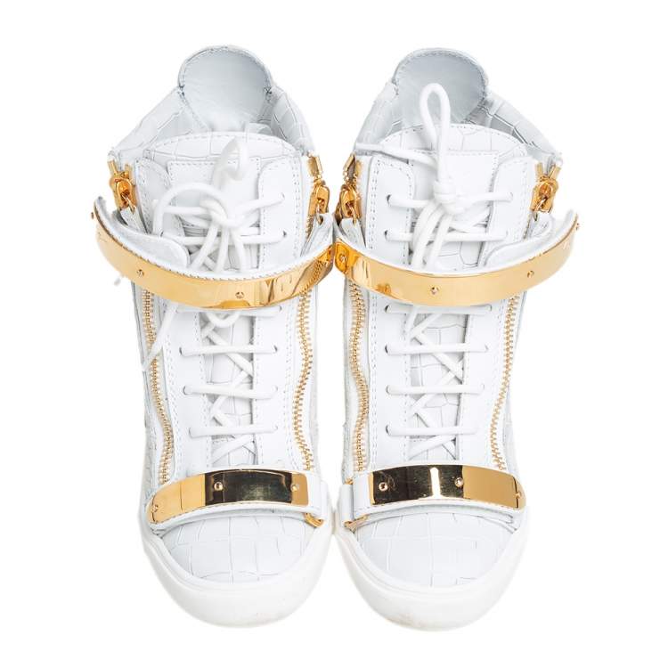 مملوكة مسبقًا Giuseppe Zanotti White Croc Embossed Leather Lorenz Wedge High Top Sneakers Size 39