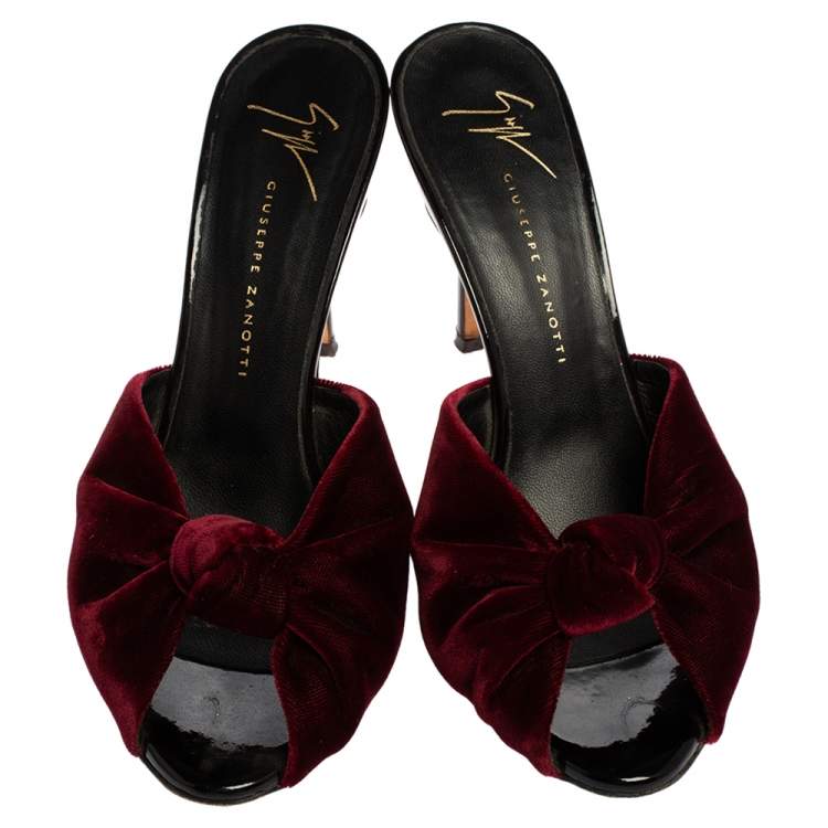 Pre Owned Giuseppe Zanotti Burgundy Velvet Knot Slide Sandals Size 36