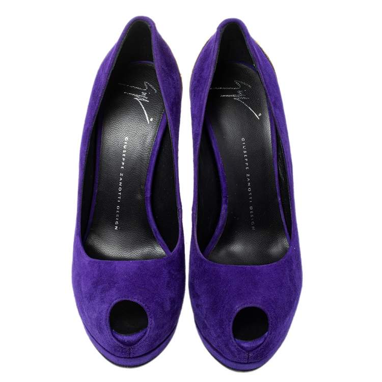 مملوكة مسبقًا Giuseppe Zanotti Blue Suede Nana Metal Peep Toe Pumps Size 39