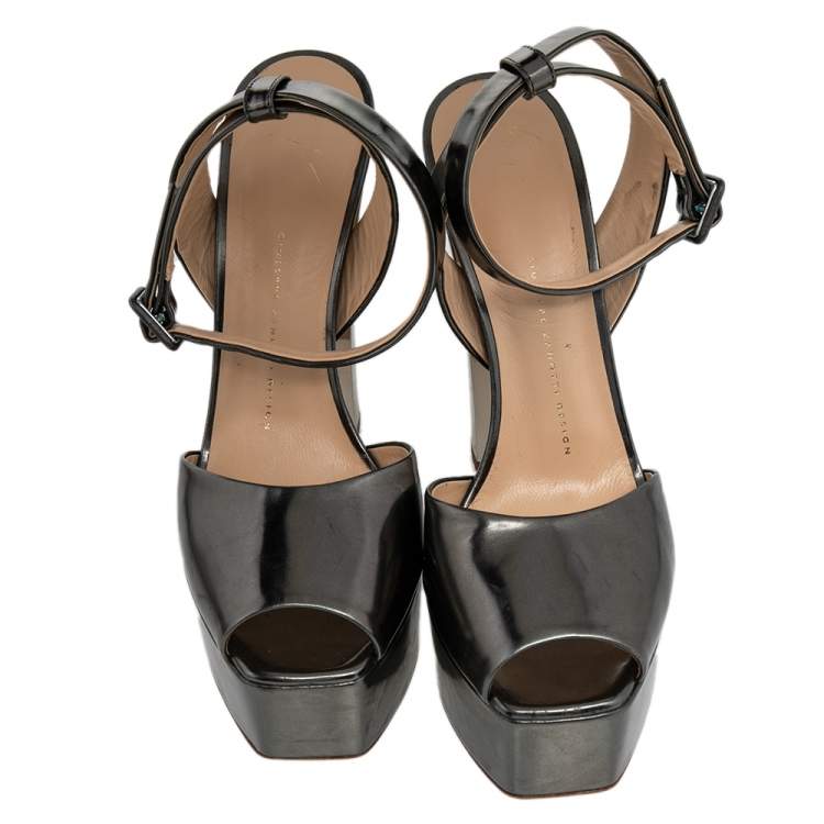 Pre Owned Giuseppe Zanotti Metallic Grey Leather Betty Peep Toe Platform Sandals Size 40