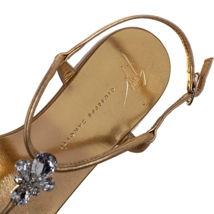 Pre Owned Giuseppe Zanotti Gold Leather Thong Flat Sandals Size 38.5