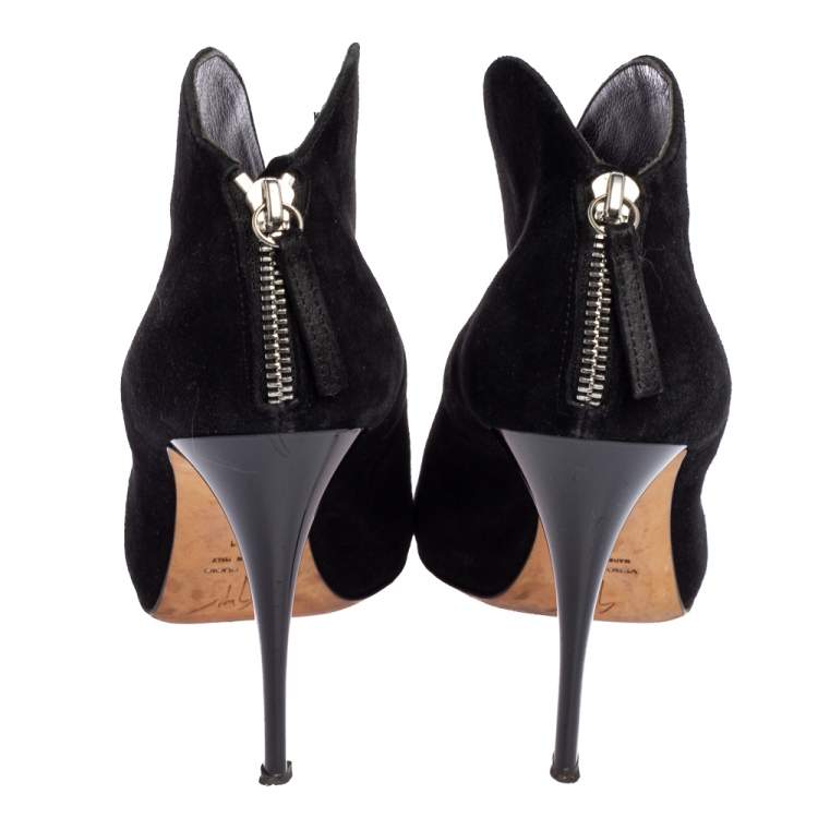 Pre Owned Guiseppe Zanotti Black Suede V Cut Ankle Booties Size 41