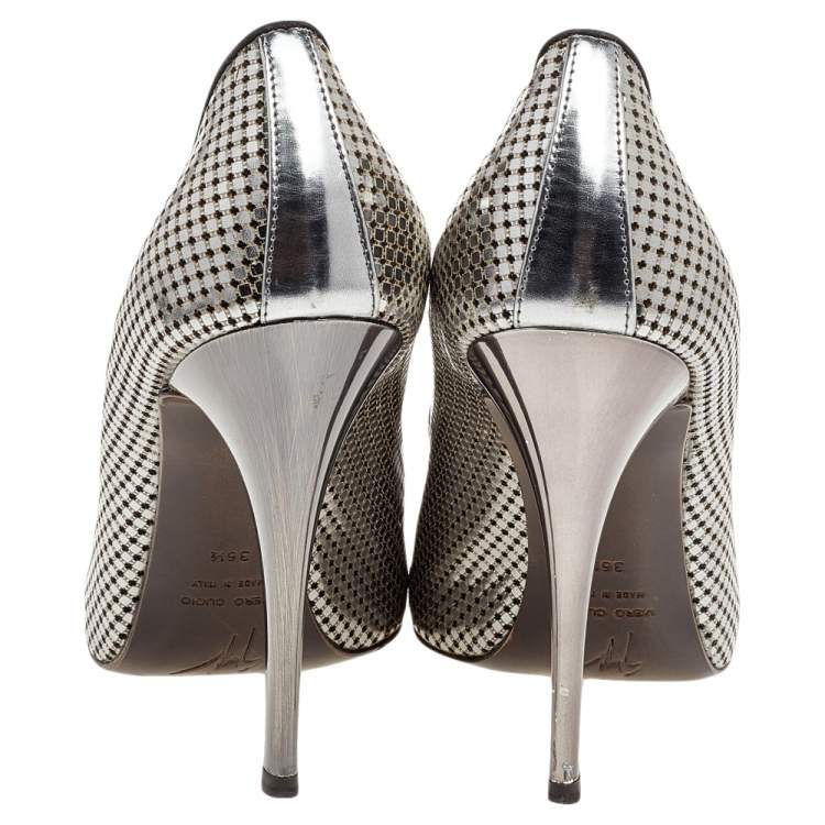 Pre Owned Giuseppe Zanotti Silver Leather Pumps Size 36.5