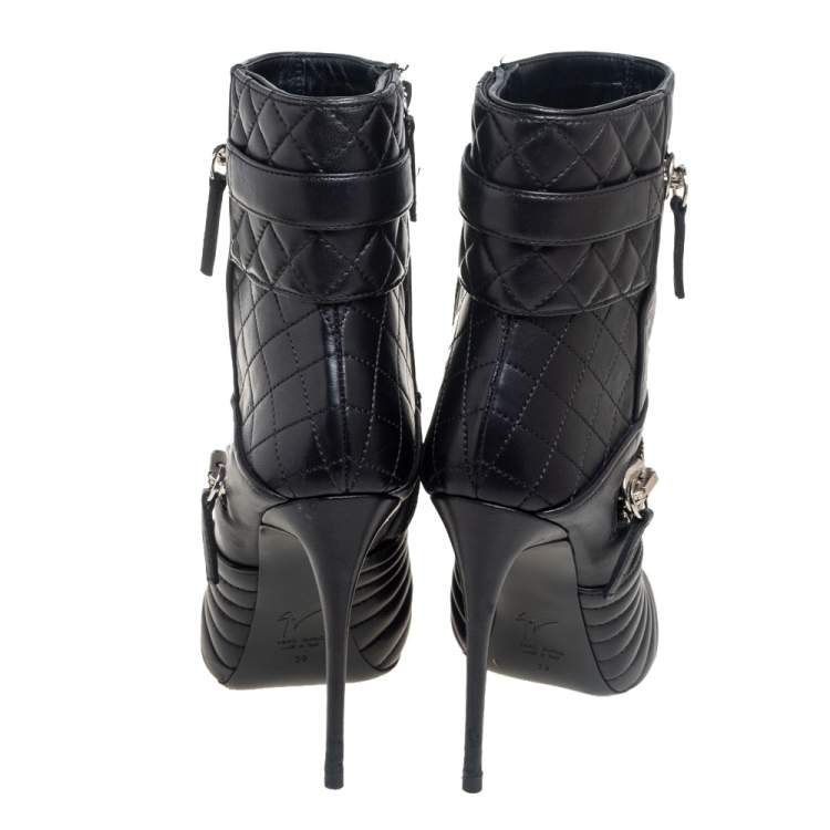 Pre Owned Giuseppe Zanotti Black Quilted Leather Olinda Zipper Detail Ankle Boots Size 39
