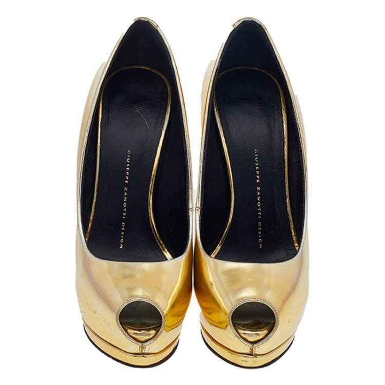 Pre Owned Giuseppe Zanotti Metallic Gold Mirror Leather Peep Toe Platform Pumps Size 37.5