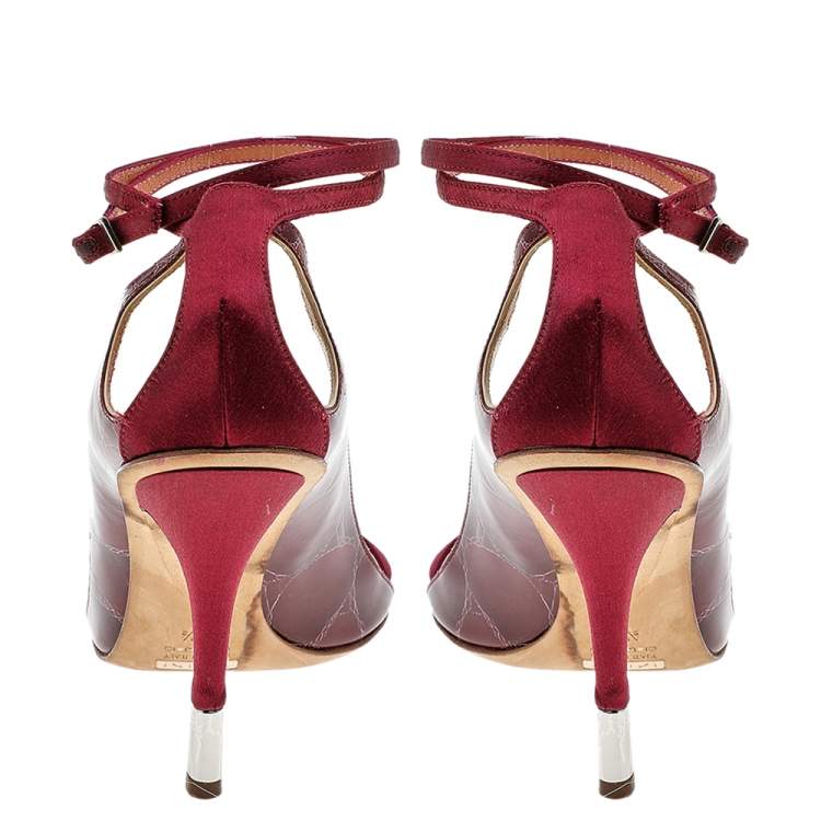 Pre Owned Giuseppe Zanotti Red Satin And Textured Leather Ankle Strap Sandals Size 38.5