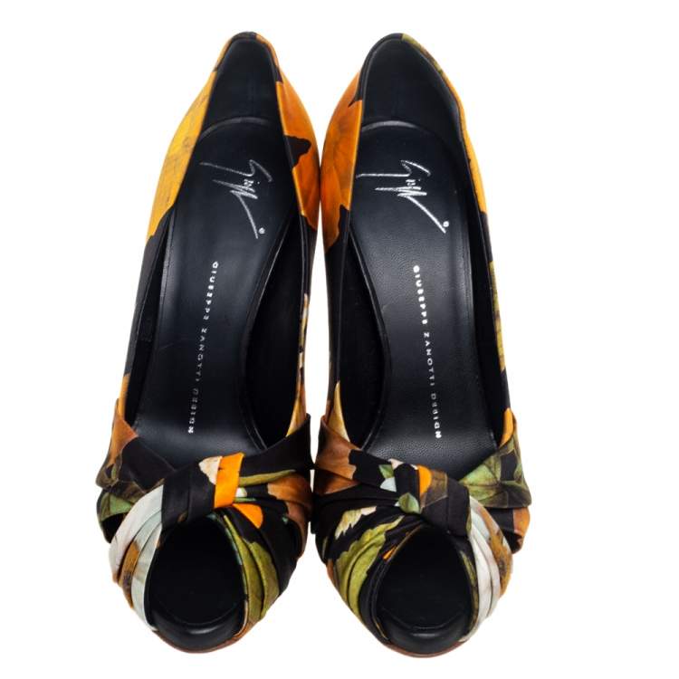 Pre Owned Giuseppe Zanotti Multicolor Satin Floral Silk Peep Toe Pumps Size 38.5