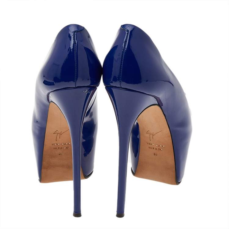 مملوكة مسبقًا Giuseppe Zanotti Blue Patent Leather Platform Peep Toe Pumps Size 38