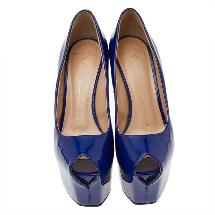 مملوكة مسبقًا Giuseppe Zanotti Blue Patent Leather Platform Peep Toe Pumps Size 38