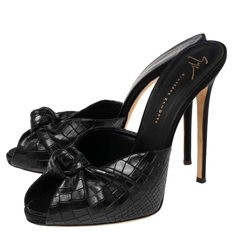 Pre Owned Giuseppe Zanotti Black Croc Embossed Leather Platform Sandals Size 40