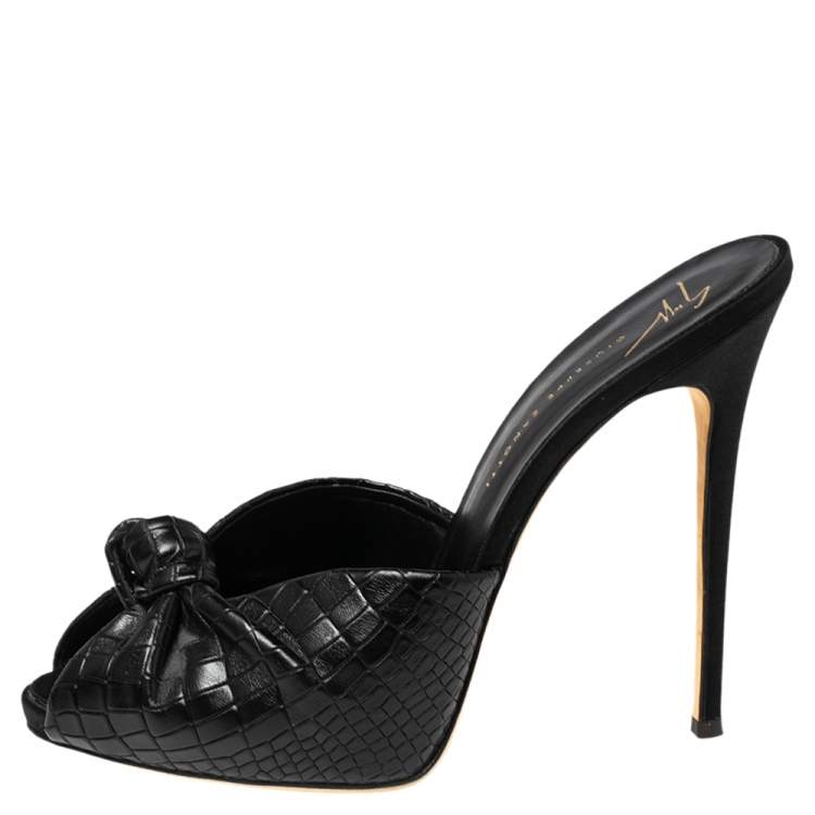 Pre Owned Giuseppe Zanotti Black Croc Embossed Leather Platform Sandals Size 40