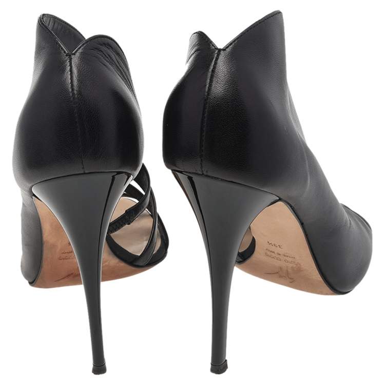 Pre Owned Giuseppe Zanotti Black Leather Cut Out Peep Toe Sandals Size 39.5