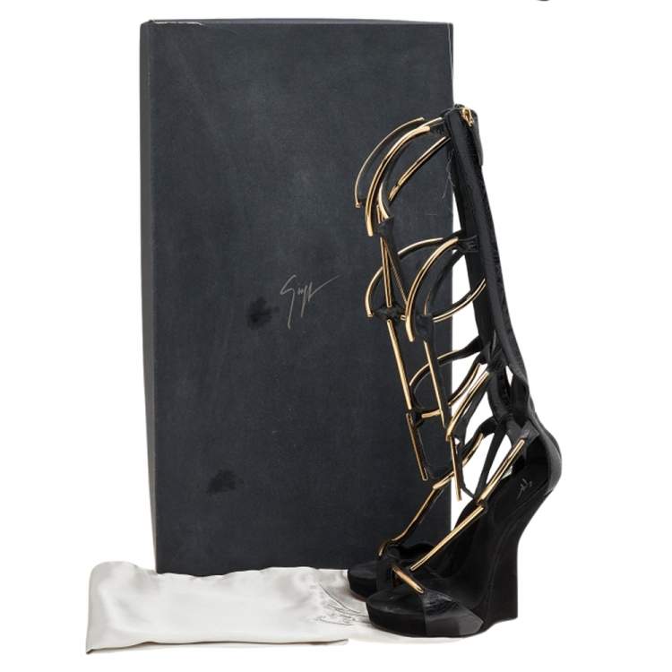 Pre Owned Giuseppe Zanotti Black Suede Gold Bar Sculpted Gladiator Sandals Size 37