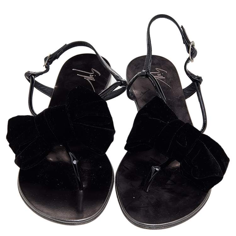 Pre Owned Giuseppe Zanotti Black Patent Leather And Velvet Bow Ankle Strap Flat Sandals Size 39.5