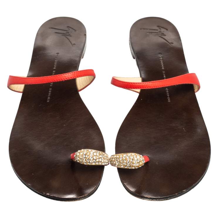 Pre Owned Giuseppe Zanotti Red Leather Crystal Embellished Flat Toe Ring Sandals Size 40