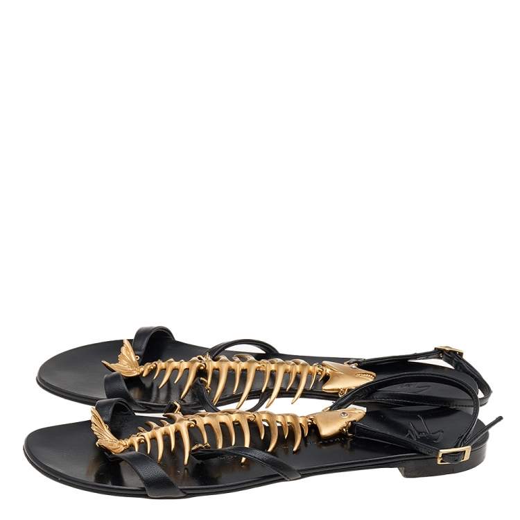 Pre Owned Giuseppe Zanotti Black Leather Fishbone Flat Sandals Size 37.5