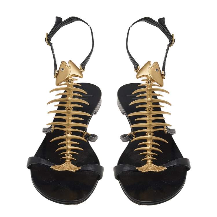 Pre Owned Giuseppe Zanotti Black Leather Fishbone Flat Sandals Size 37.5